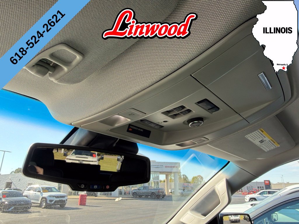 Used 2017 Chevrolet Tahoe LT AWD/4WD image 32