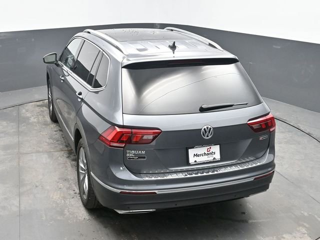 Used 2020 Volkswagen Tiguan SEL w/ 3rd Row Seat Package image 47