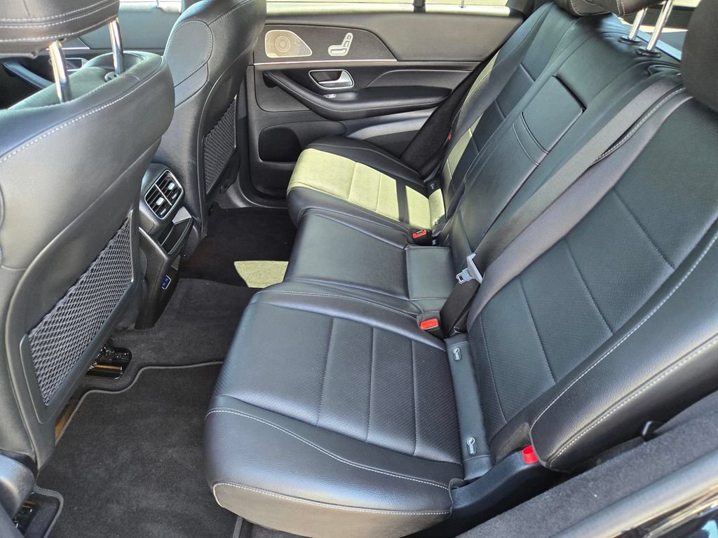 Used 2025 Mercedes-Benz GLE 350 4MATIC image 10
