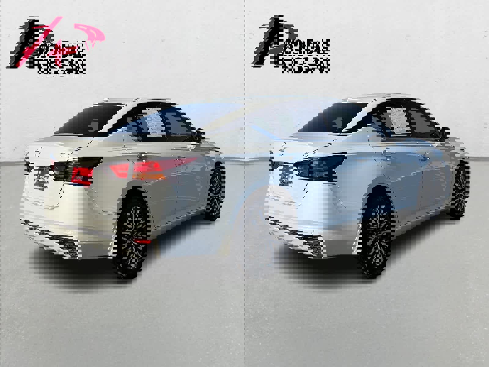 Used 2024 Nissan Altima 2.5 SV image 7