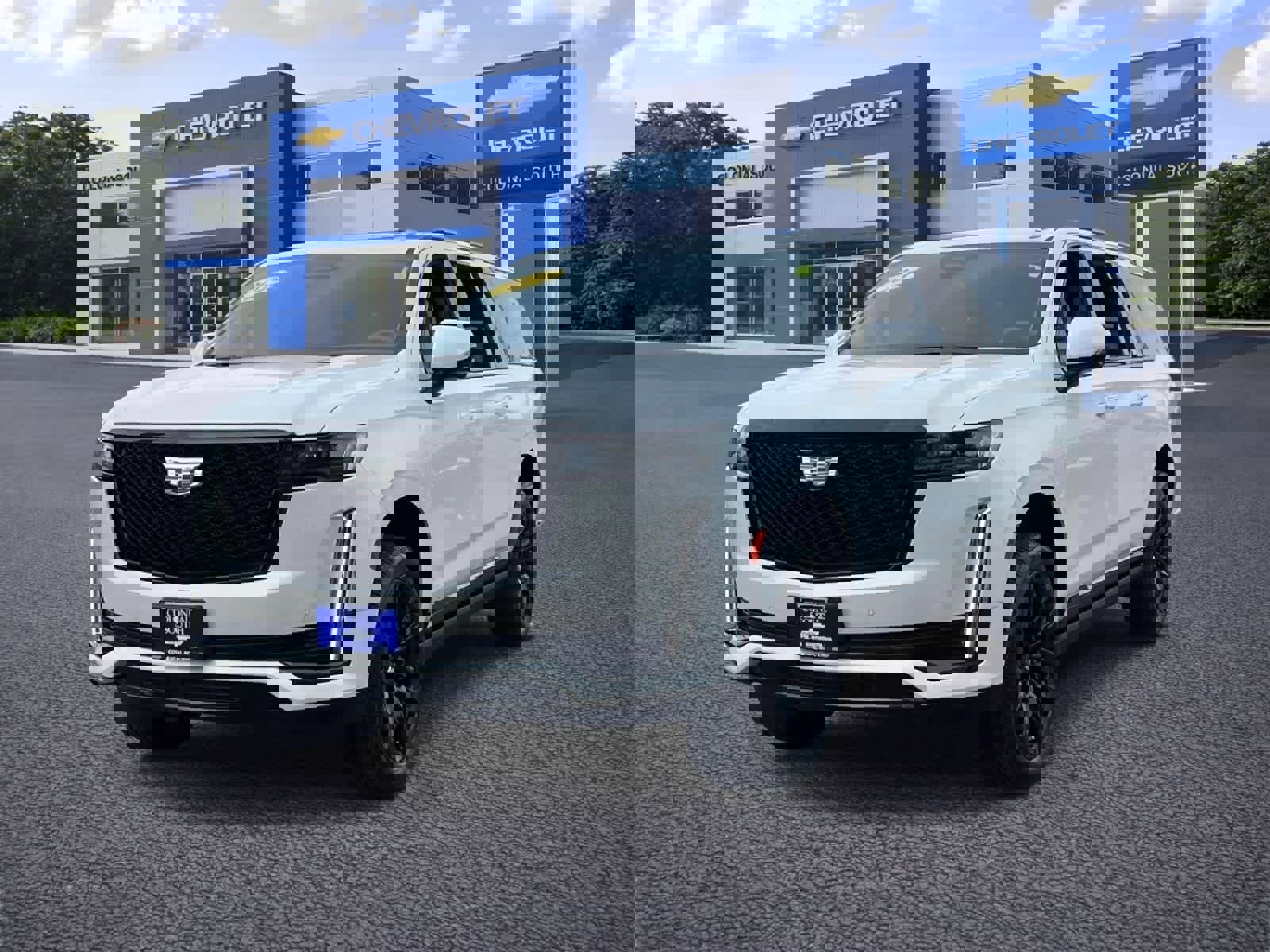 Certified 2024 Cadillac Escalade ESV Sport Platinum w/ LPO, ONYX Package image 2