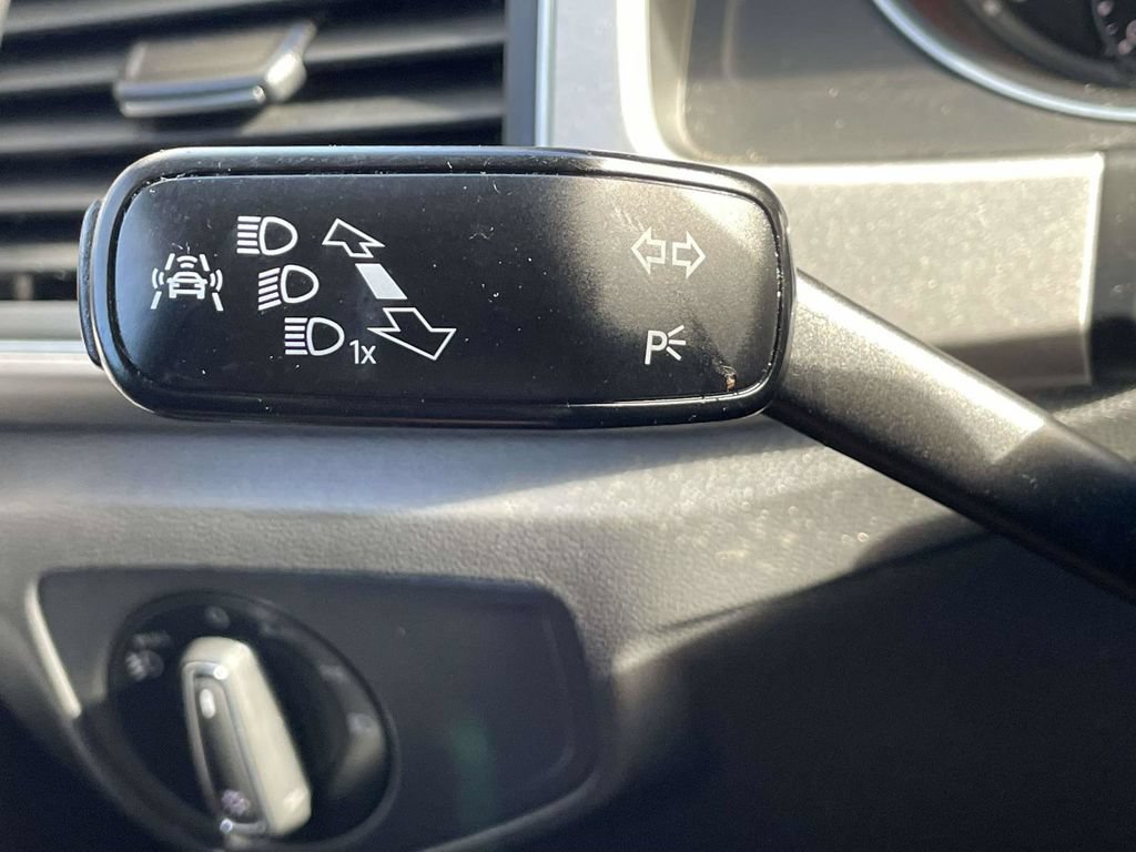 Used 2018 Volkswagen Atlas SE FWD image 31