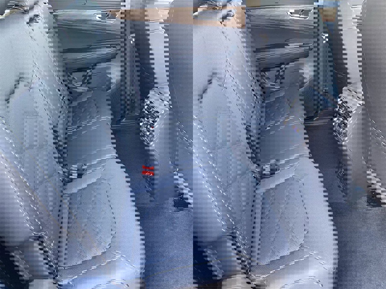 New 2026 Volkswagen Atlas SE image 9