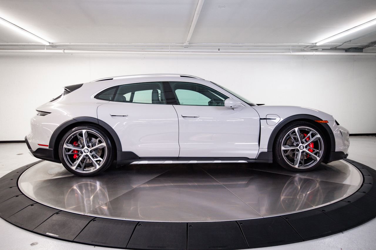 Certified 2024 Porsche Taycan 4S AWD/4WD image 8