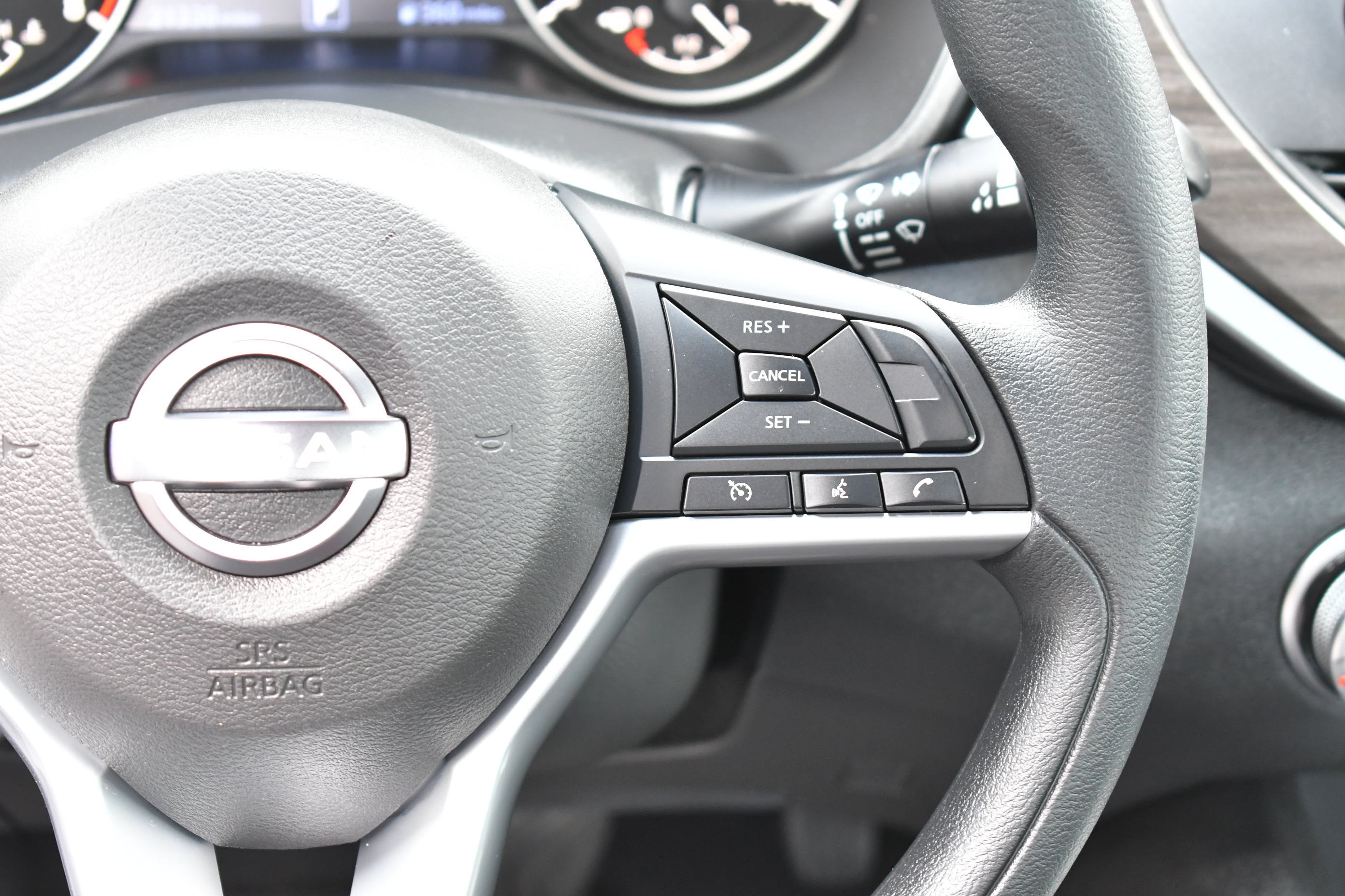 Used 2025 Nissan Altima 2.5 SV FWD image 17