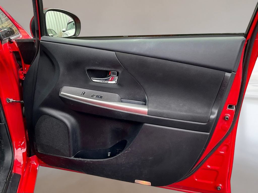 Used 2016 Toyota Prius V Two FWD image 27