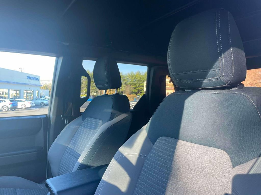 Used 2022 Ford Bronco Outer Banks image 17