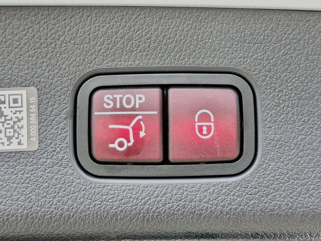 Certified 2026 Mercedes-Benz GLC 300 4MATIC image 14