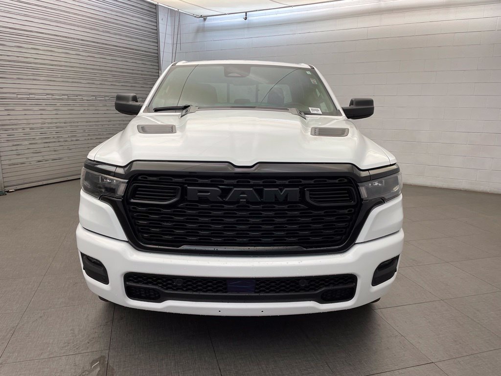 New 2026 RAM 1500 Express AWD/4WD image 8