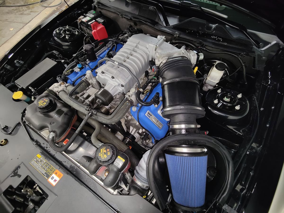 Used 2011 Ford Mustang Shelby GT500 w/ SVT Performance Pkg image 5