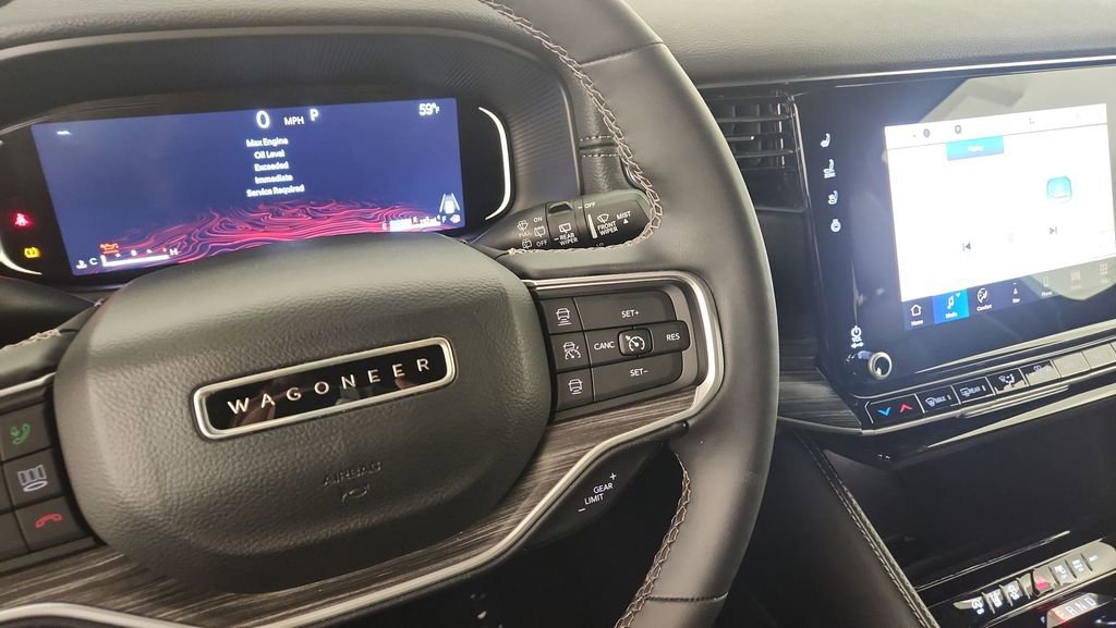 Used 2024 Jeep Wagoneer L Series II w/ Flexible Seating Group image 20