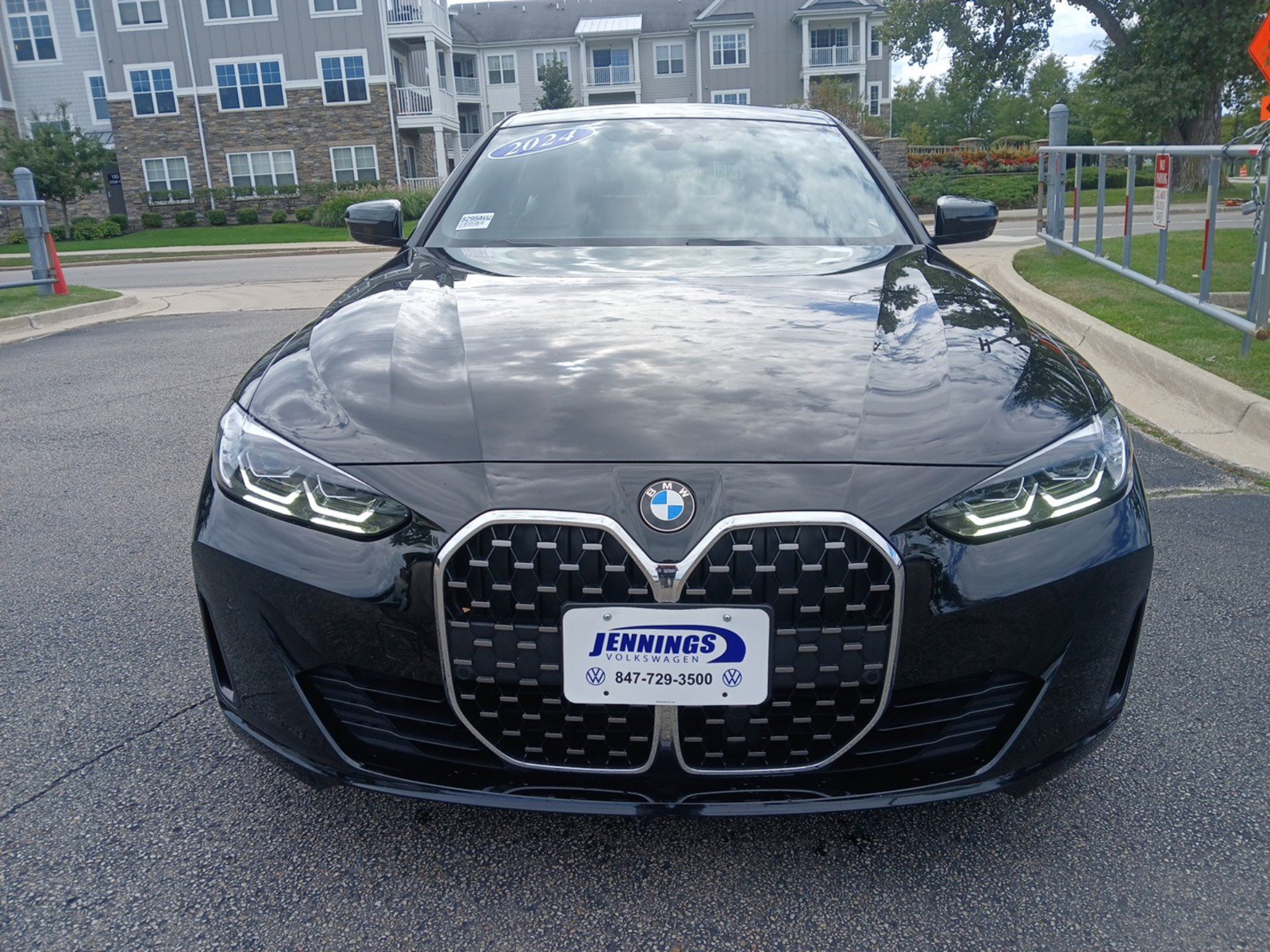 Used 2024 BMW 430i Gran Coupe xDrive w/ Premium Package AWD/4WD image 29