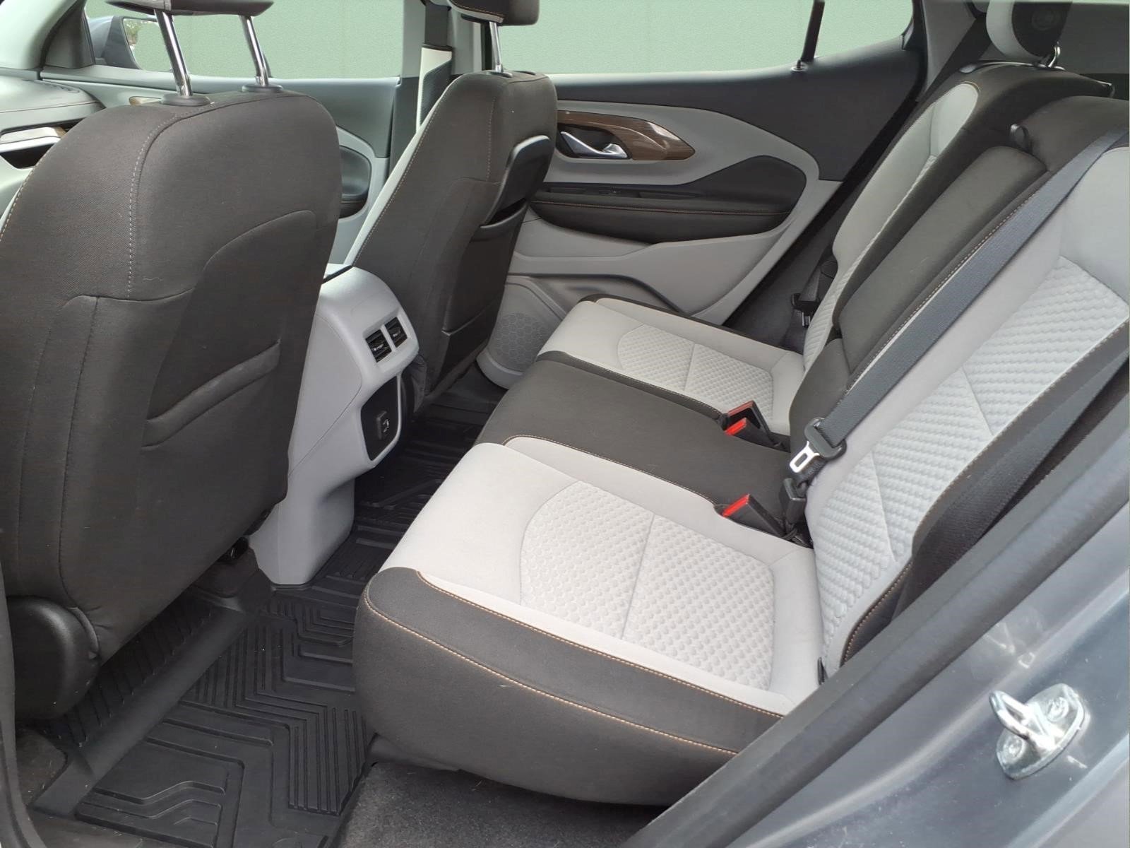 Used 2020 GMC Terrain SLE w/ Driver Convenience Package FWD image 12
