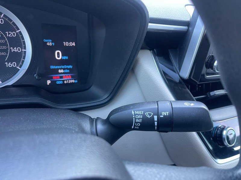 Used 2021 Toyota Corolla LE image 22