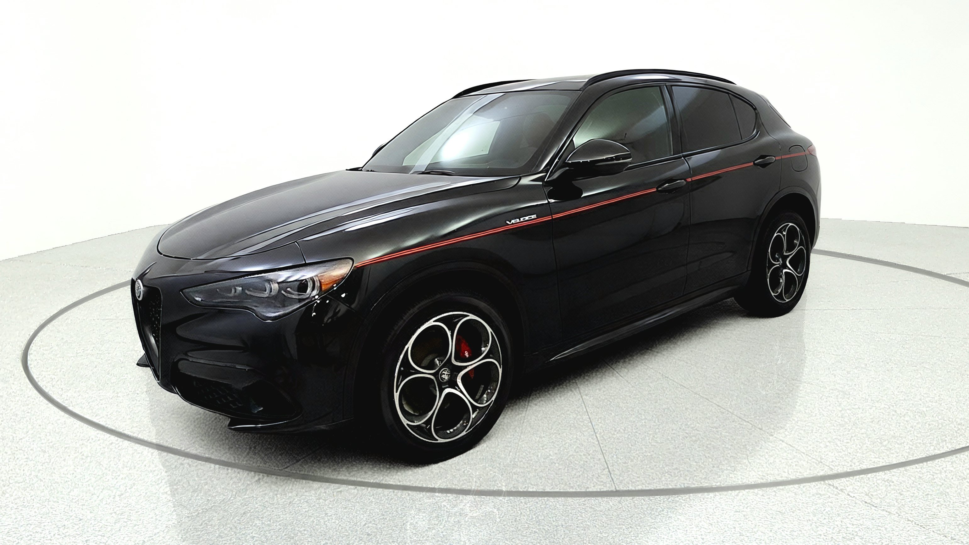 Used 2024 Alfa Romeo Stelvio Veloce AWD/4WD image 3