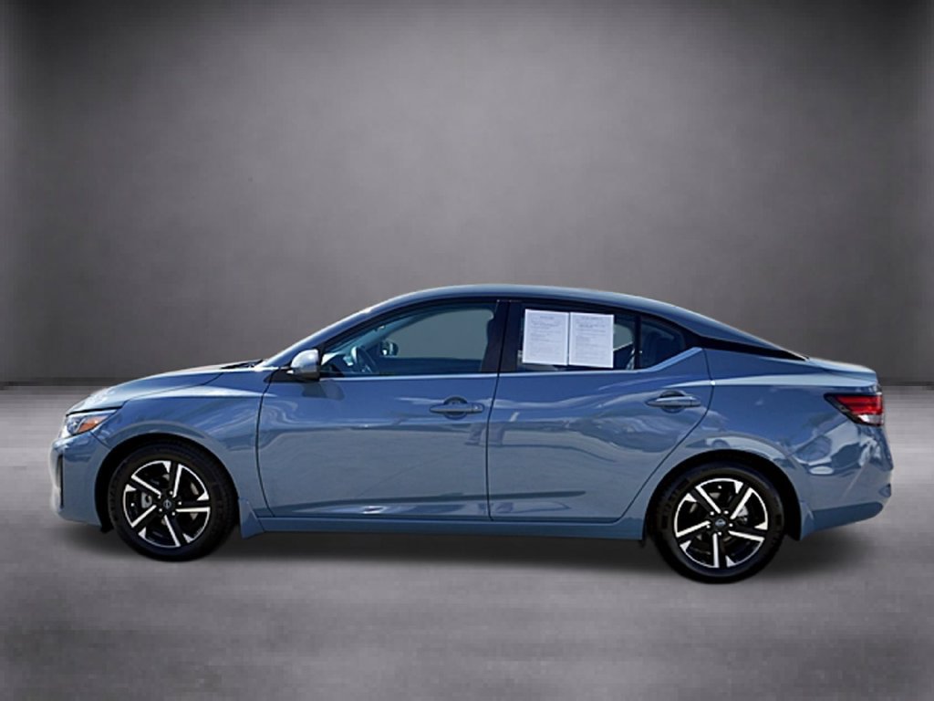 Used 2024 Nissan Sentra SV FWD image 9