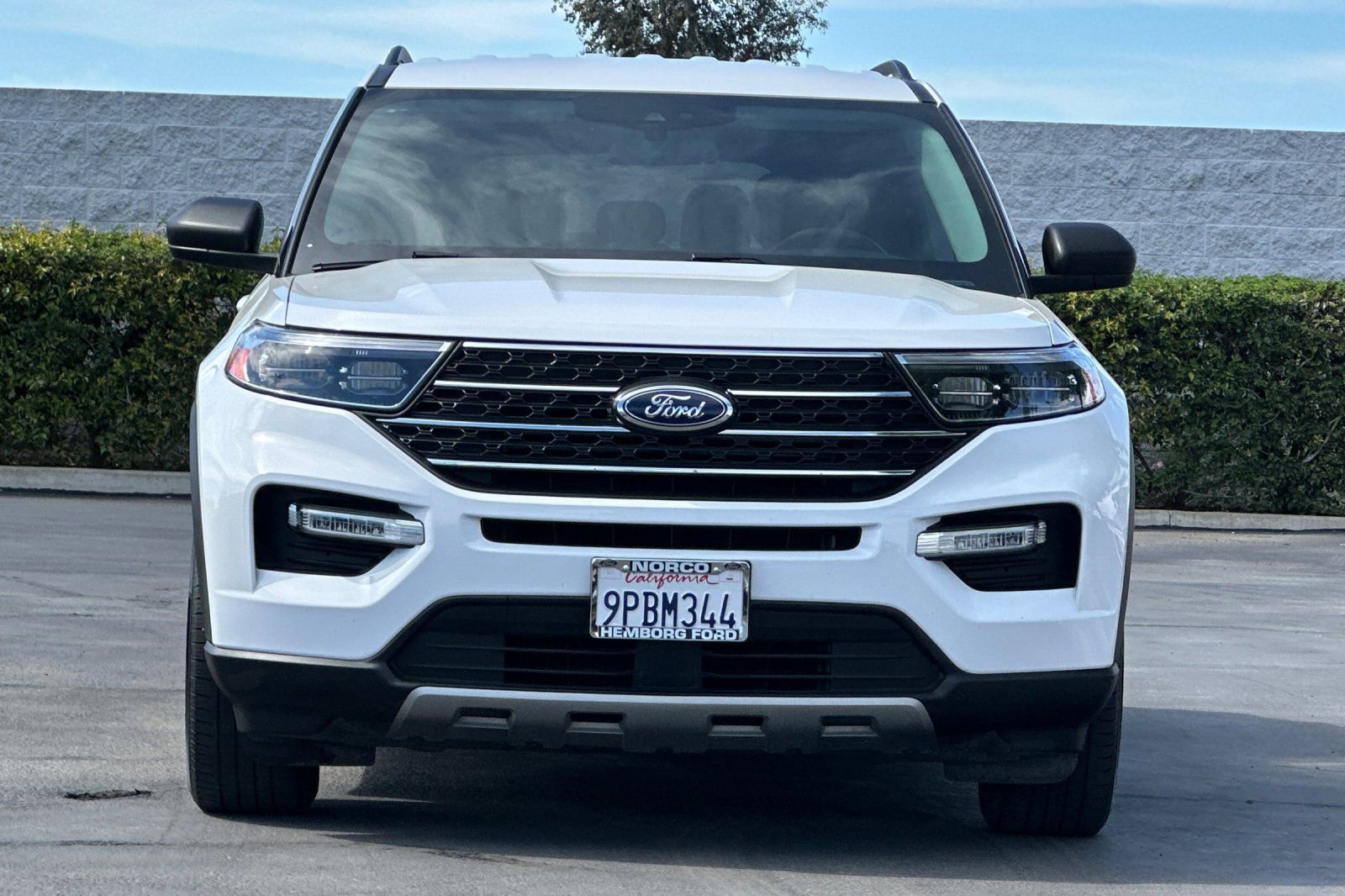 Used 2023 Ford Explorer XLT w/ Equipment Group 202A image 9