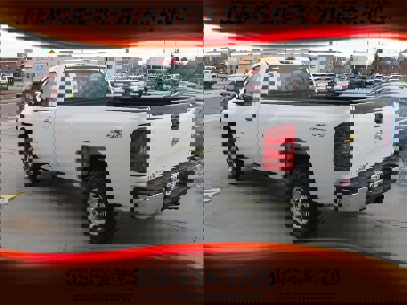 Used 2010 Chevrolet Silverado 2500 W/T image 22