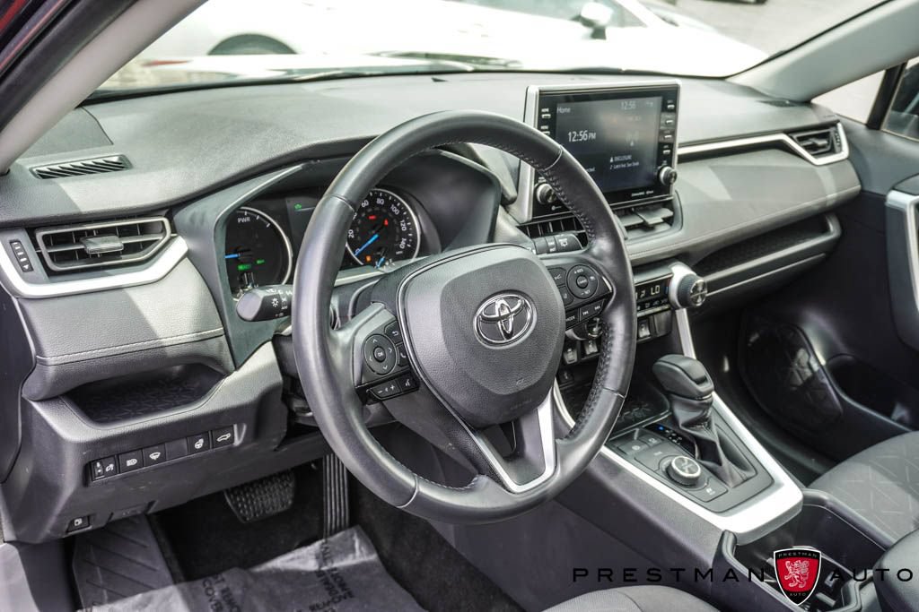Used 2022 Toyota RAV4 XLE w/ Convenience Package AWD/4WD image 25