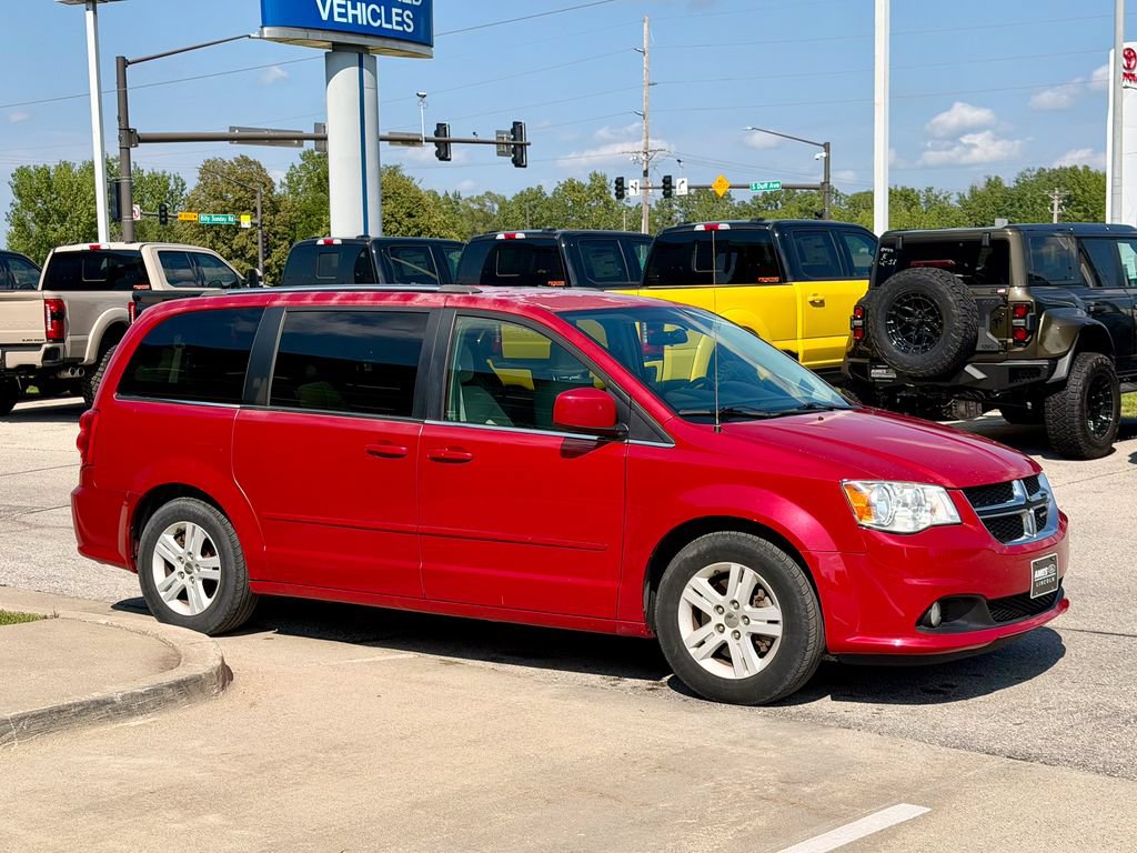 Used 2013 Dodge Grand Caravan Crew FWD image 7