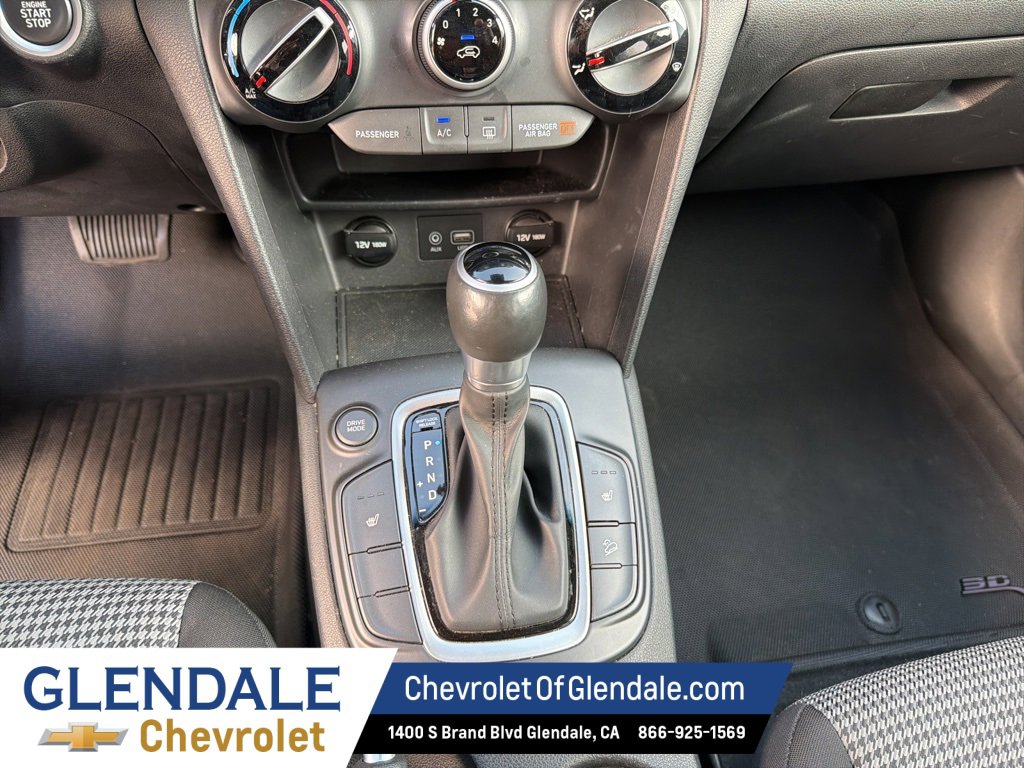 Used 2018 Hyundai Kona SEL w/ SEL Tech Package 02 image 11