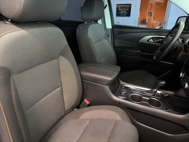 Used 2020 Chevrolet Traverse LS image 29