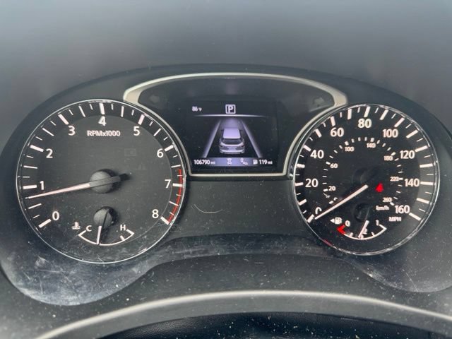 Used 2019 Nissan Pathfinder SV FWD image 18