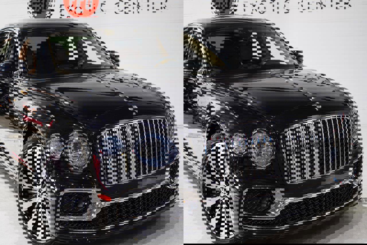 Used 2022 Bentley Flying Spur V8 image 25