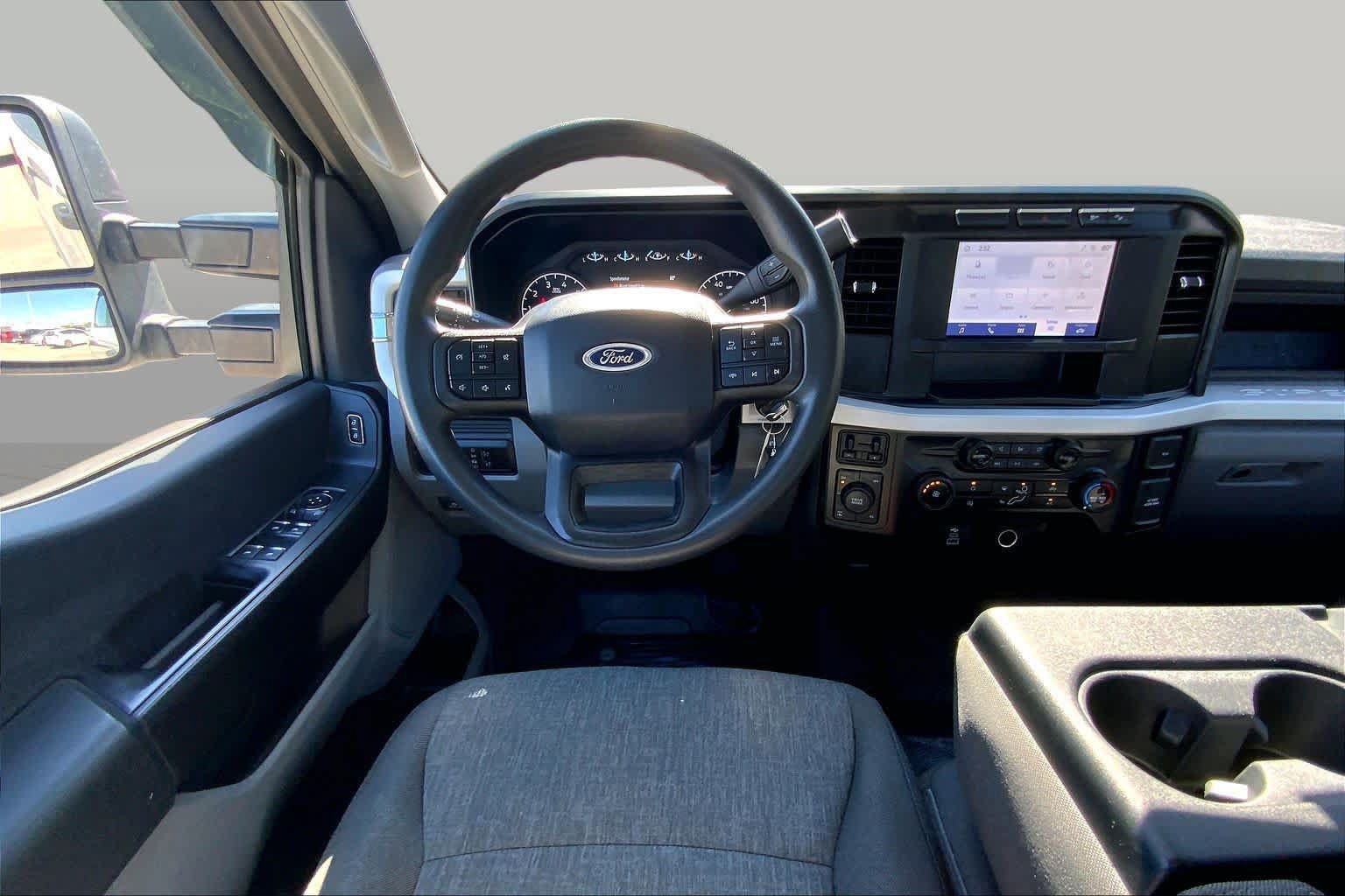 Used 2024 Ford F250 XL w/ FX4 Off-Road Package AWD/4WD image 6