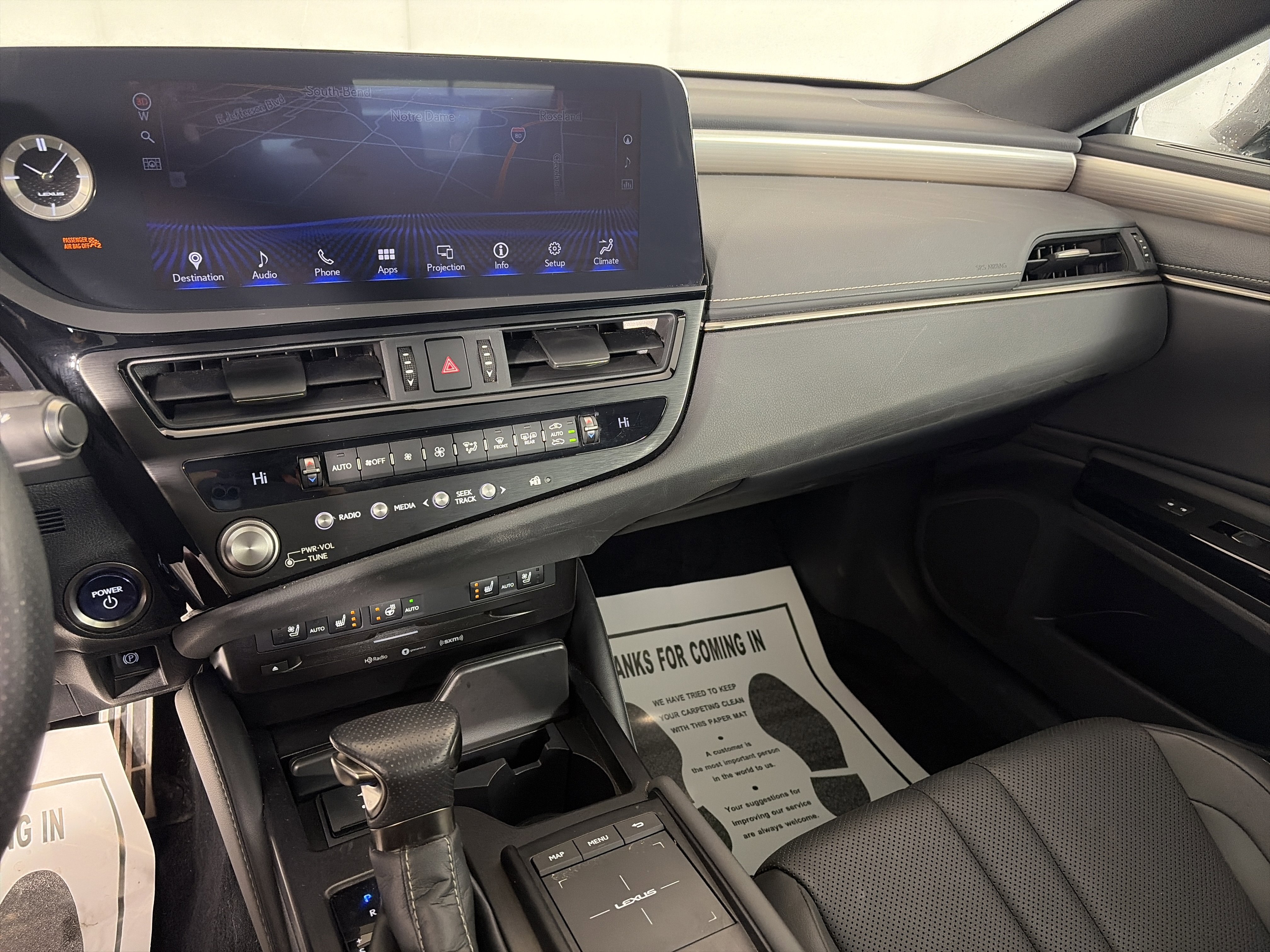 Used 2022 Lexus ES 300h F Sport w/ Accessory Package image 4