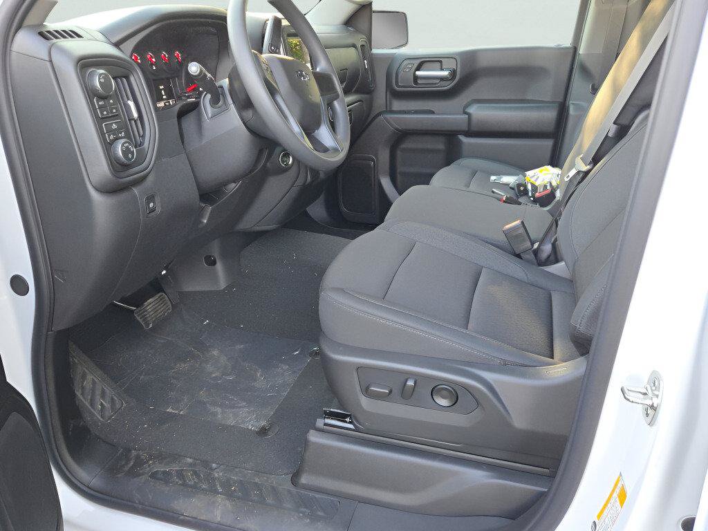 New 2026 Chevrolet Silverado 1500 Custom Trail Boss w/ LPO, Dark Essentials Package AWD/4WD image 27