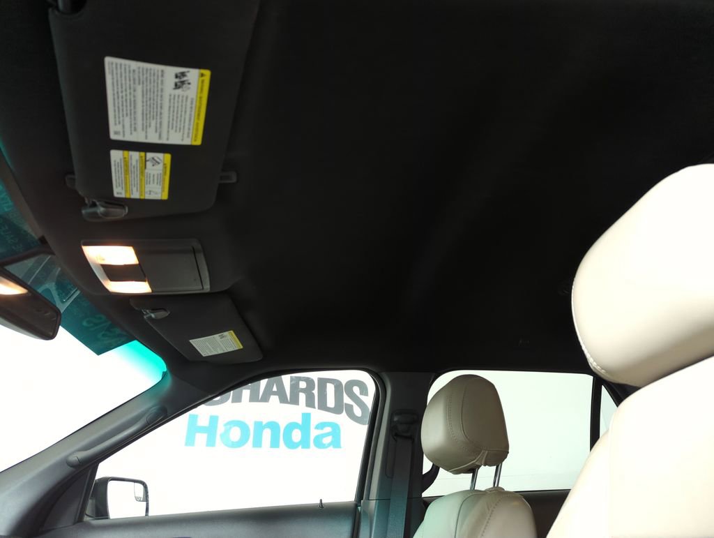 Used 2014 Ford Explorer XLT w/ Equipment Group 202A image 16