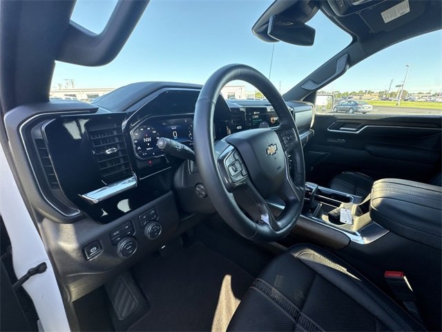 Certified 2025 Chevrolet Silverado 1500 High Country w/ Z71 Off-Road Package image 10
