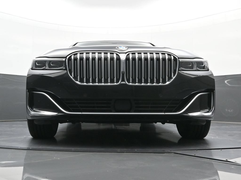 Used 2022 BMW 750i xDrive w/ Autobahn Package AWD/4WD image 23