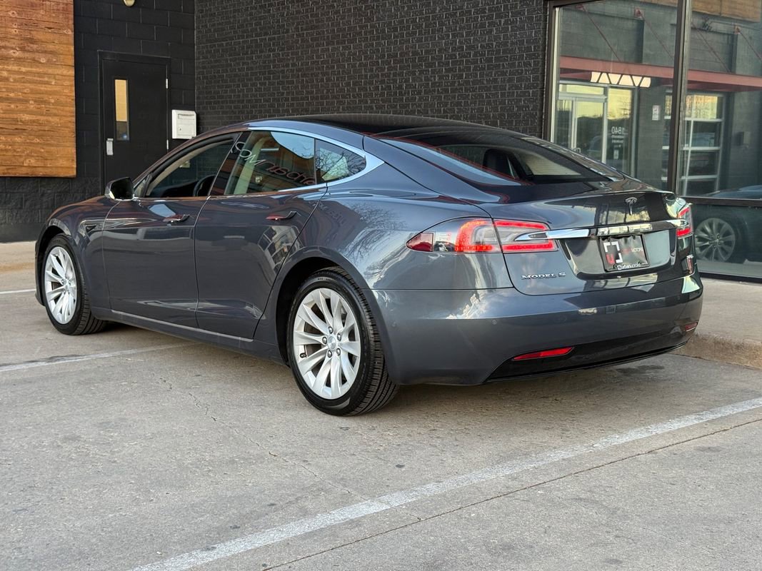 Used 2019 Tesla Model S 100D image 17