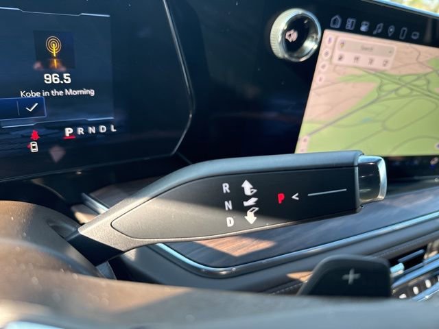 Used 2025 Chevrolet Tahoe Z71 w/ Comfort Package image 19