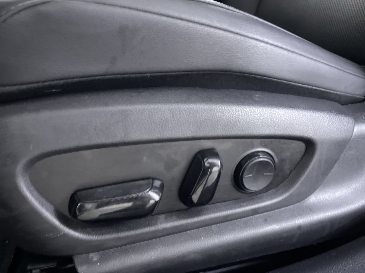 Used 2020 Lexus ES 350 w/ Accessory Package 2 FWD image 13