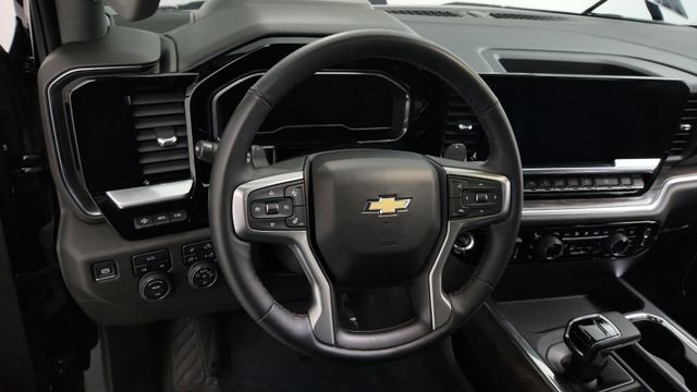 Used 2024 Chevrolet Silverado 1500 LTZ w/ LTZ Premium Package image 13