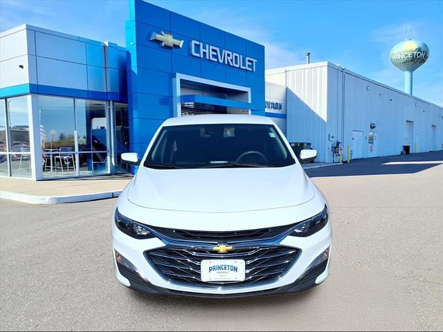 Used 2023 Chevrolet Malibu LS w/ Driver Confidence Package FWD image 9