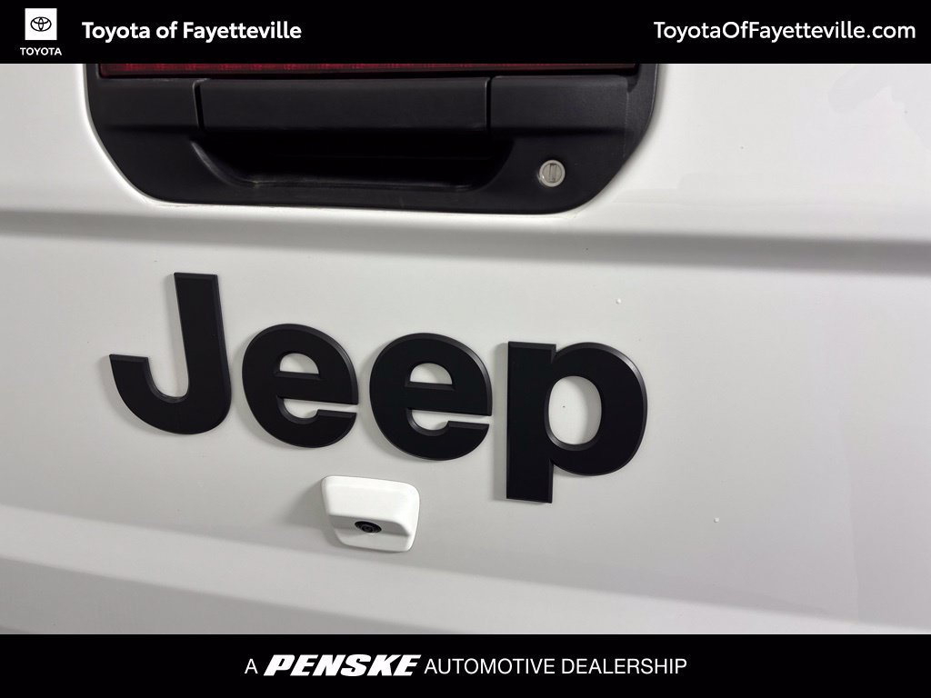 Used 2025 Jeep Gladiator Sport AWD/4WD image 10