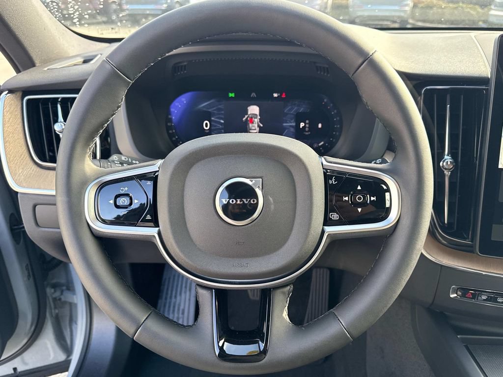 New 2026 Volvo XC60 B5 Core AWD/4WD image 27