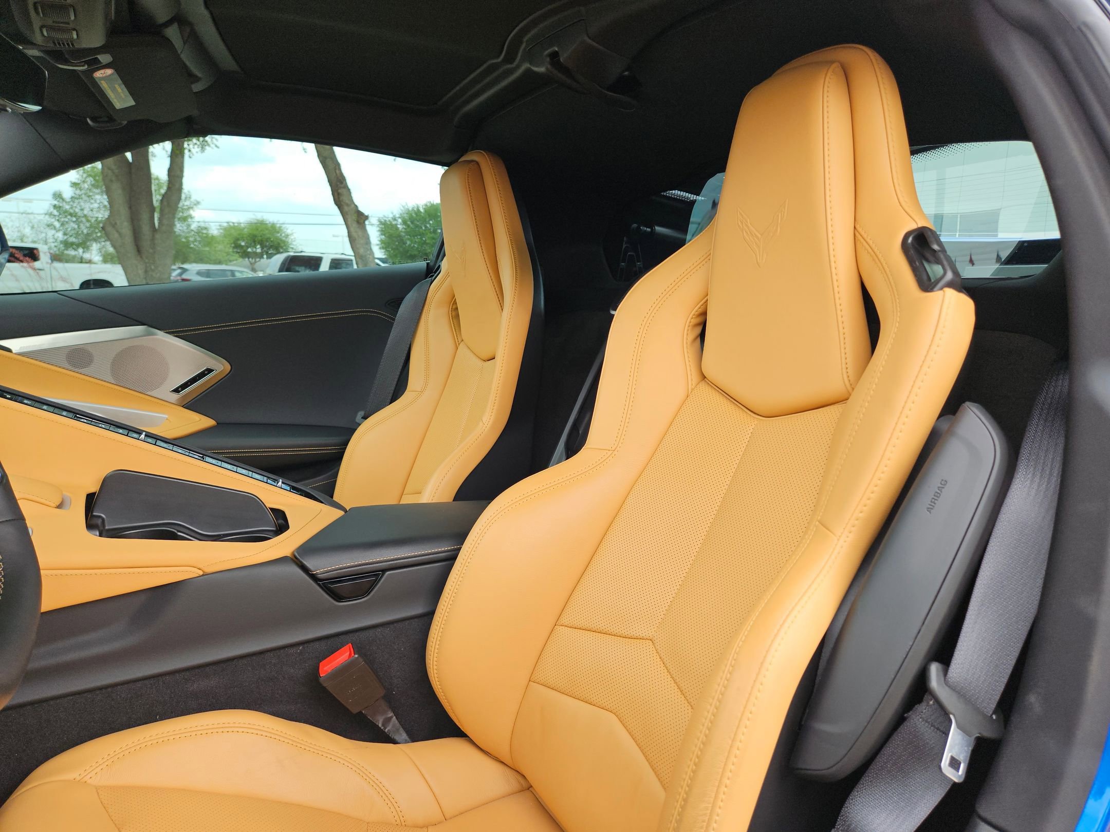 Certified 2024 Chevrolet Corvette Stingray Preferred Cpe RWD image 13