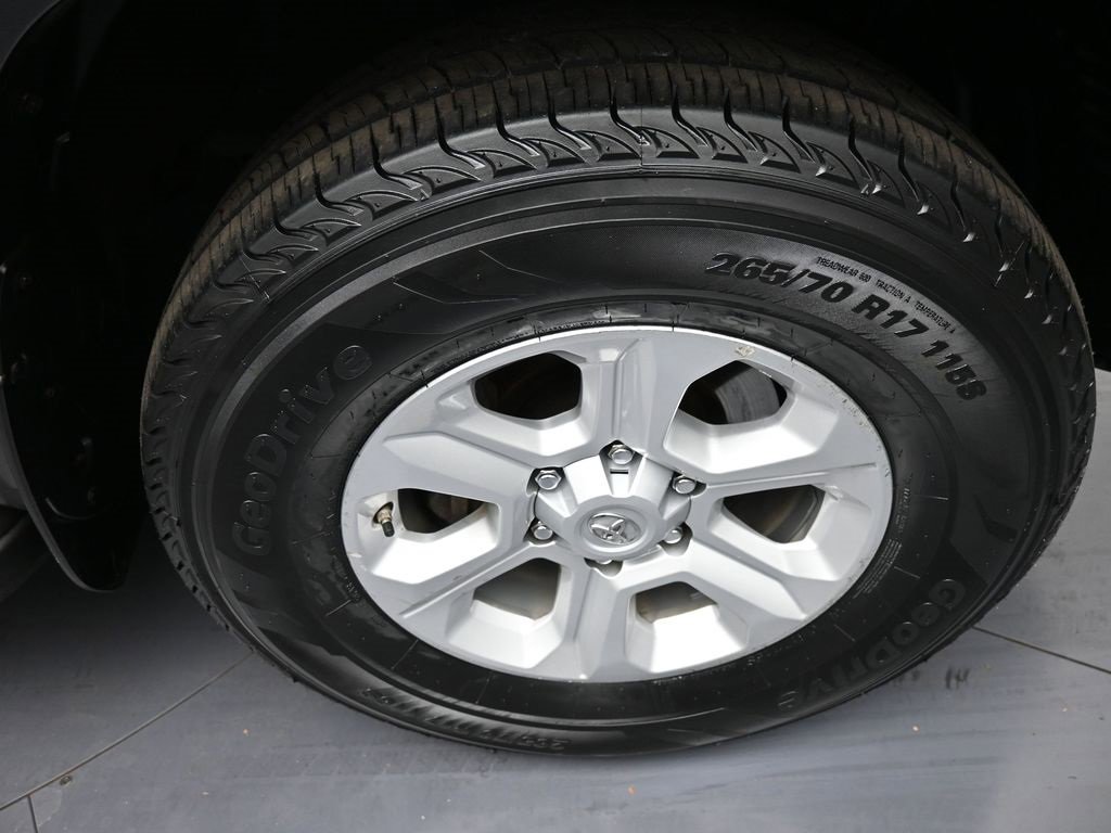 Certified 2016 Toyota 4Runner SR5 image 13