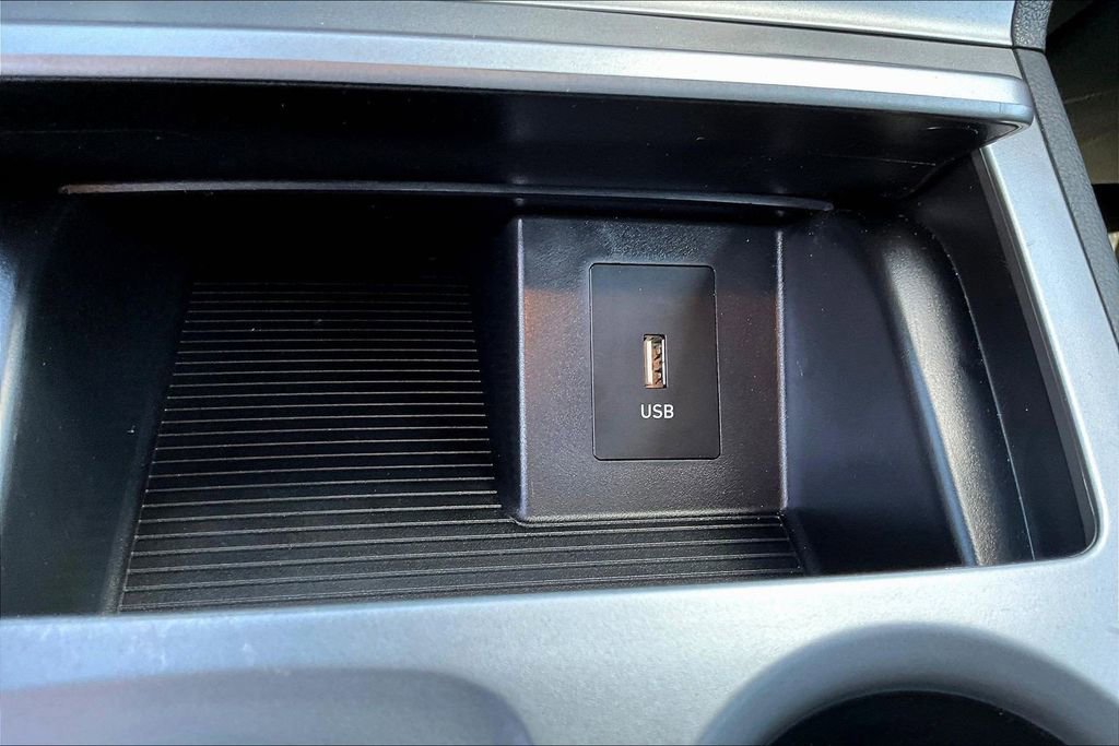 Used 2023 Hyundai Kona SE image 17