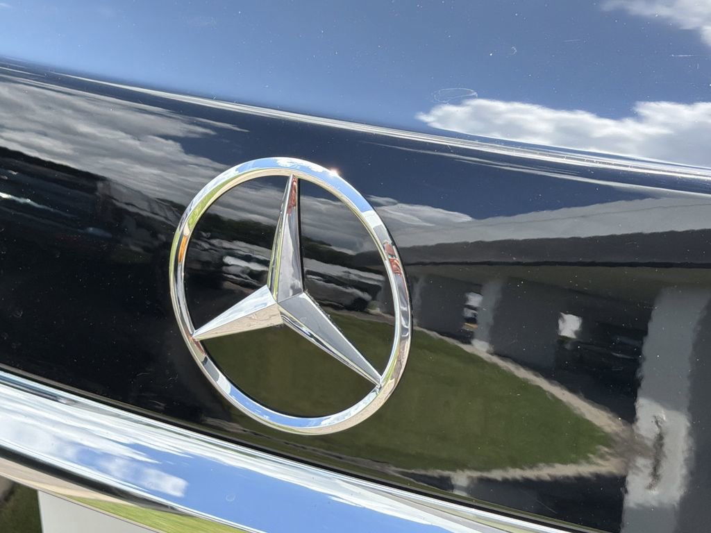 Used 2022 Mercedes-Benz E 350 Sedan image 10
