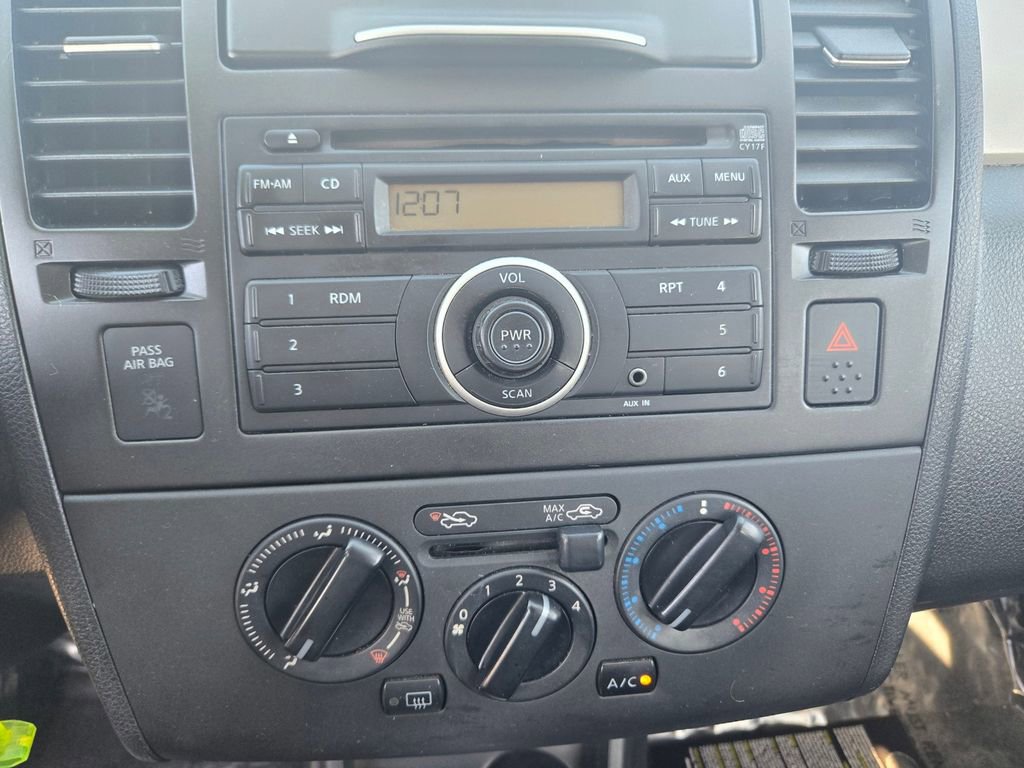 Used 2012 Nissan Versa 1.8 S w/ Plus Pkg FWD image 17