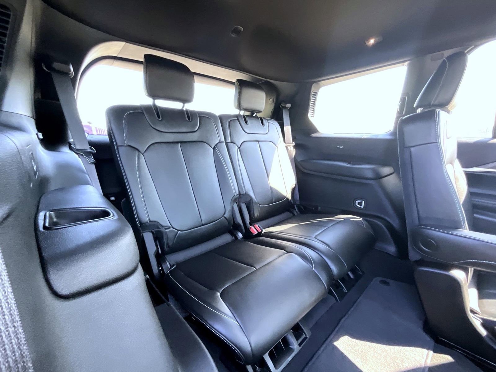 Used 2024 Jeep Grand Cherokee L Limited image 21