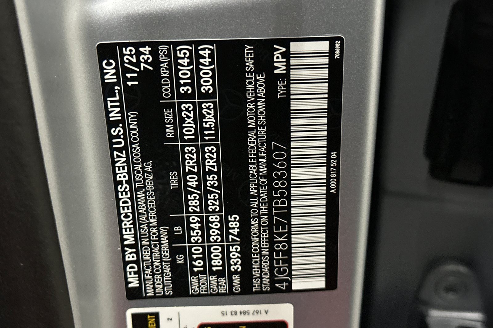New 2026 Mercedes-Benz GLS 63 AMG 4MATIC image 30
