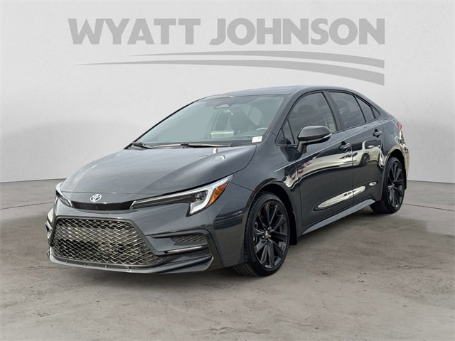 Used 2025 Toyota Corolla SE
