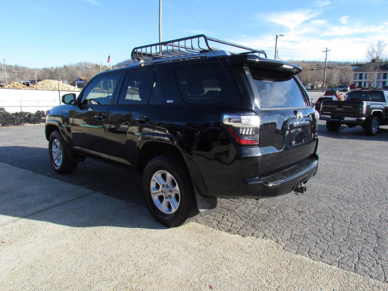 Used 2015 Toyota 4Runner SR5 image 5